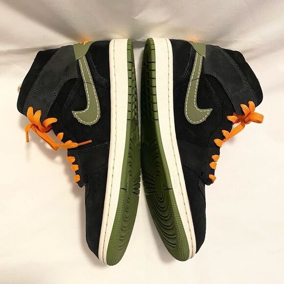 Nike Air Jordan 1 Mid SE Craft. Men size 8.5. Excellent condition. - Picture 12 of 16